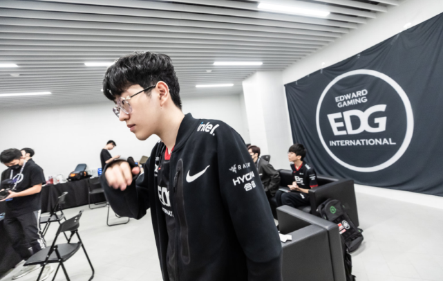 对位劣势 对位劣势